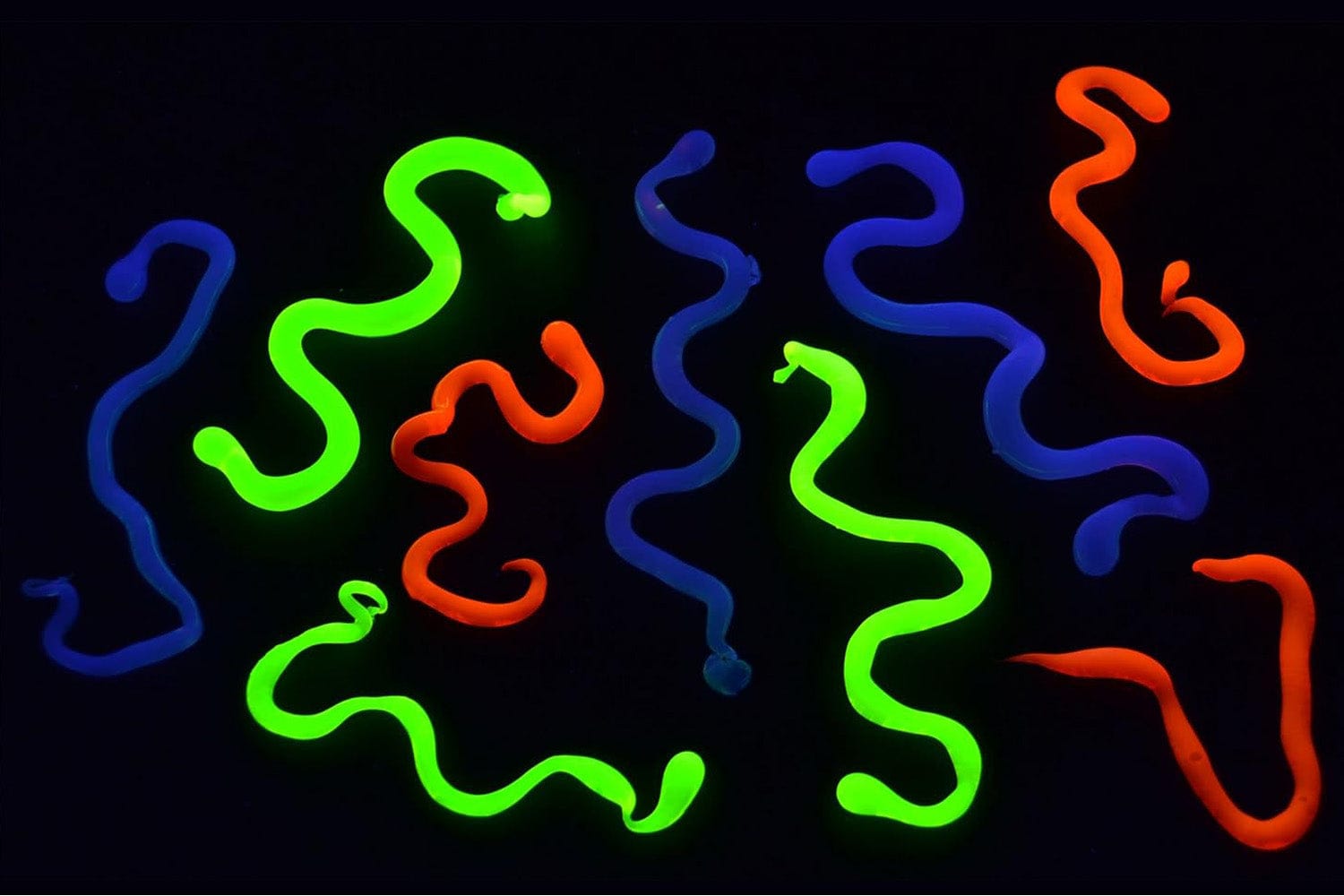 Arbor Scientific Polymers - Making Fluorescent Worms Classroom Kit
